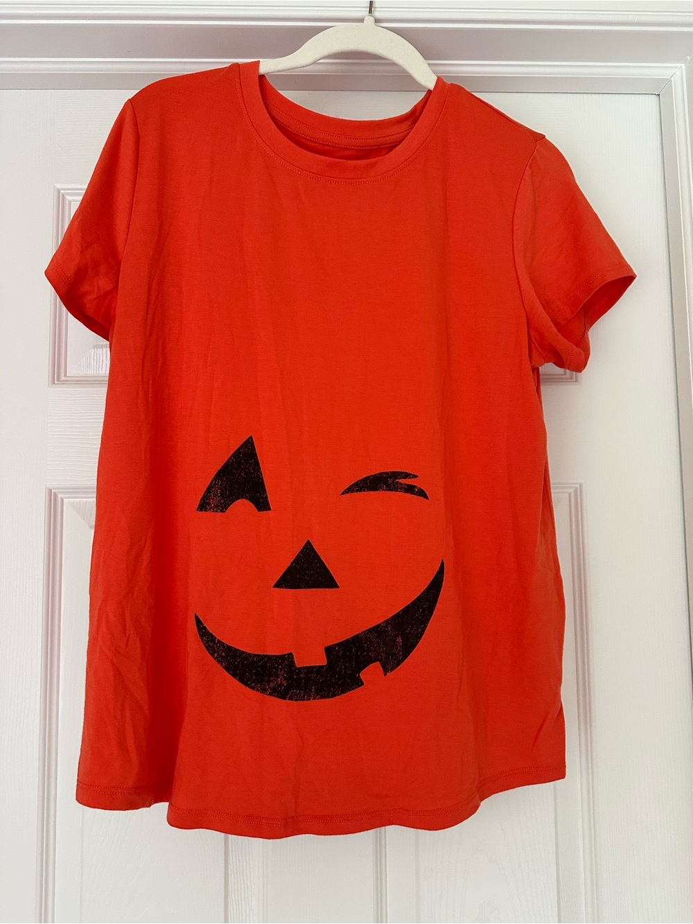 Maternity Pumpkin / Jack-O-Lantern Halloween Tee Orange/Black M Isabel Maternity